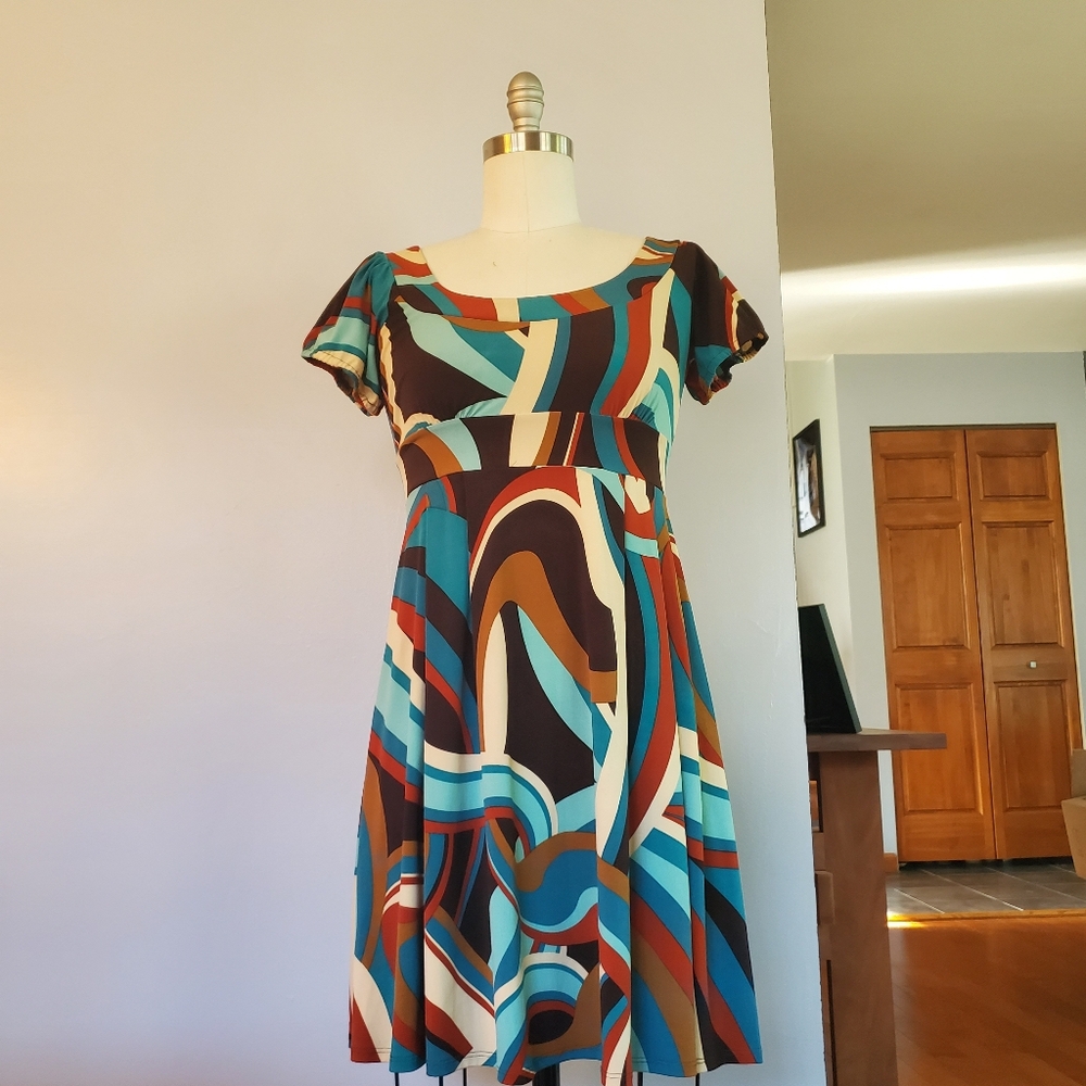 Bisou Bisou Abstract Printed Dress